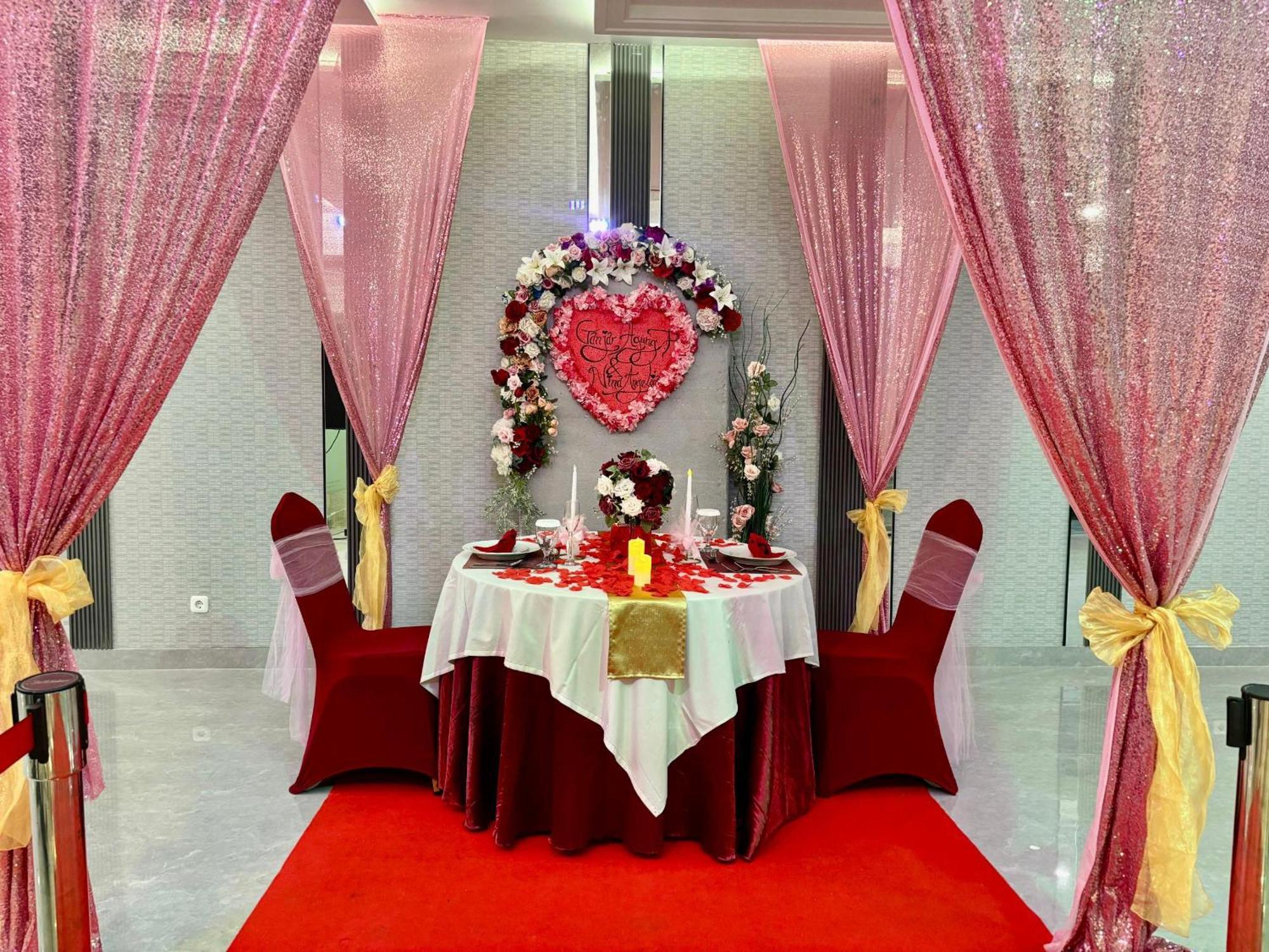 All Nite And Day Hotel Alam Sutera Serpong Exterior photo